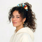 Cargar imagen en el visor de la galería, Maxi Scrunchie ESCOCÉS BIRDS

